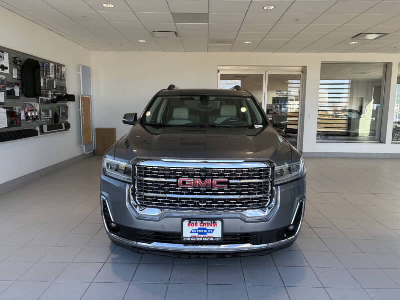 2022 GMC Acadia Denali