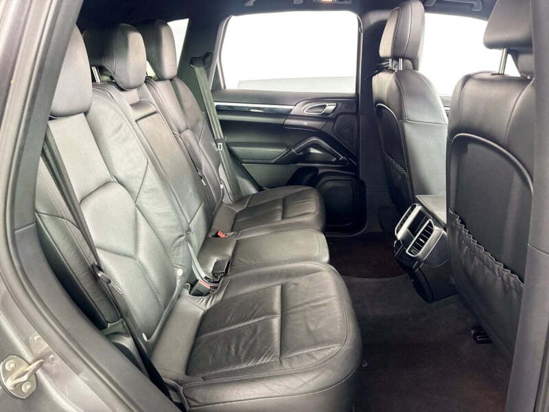 2012 Porsche Cayenne Tiptronic