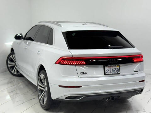 2019 Audi Q8 quattro Premium Plus 55 TFSI