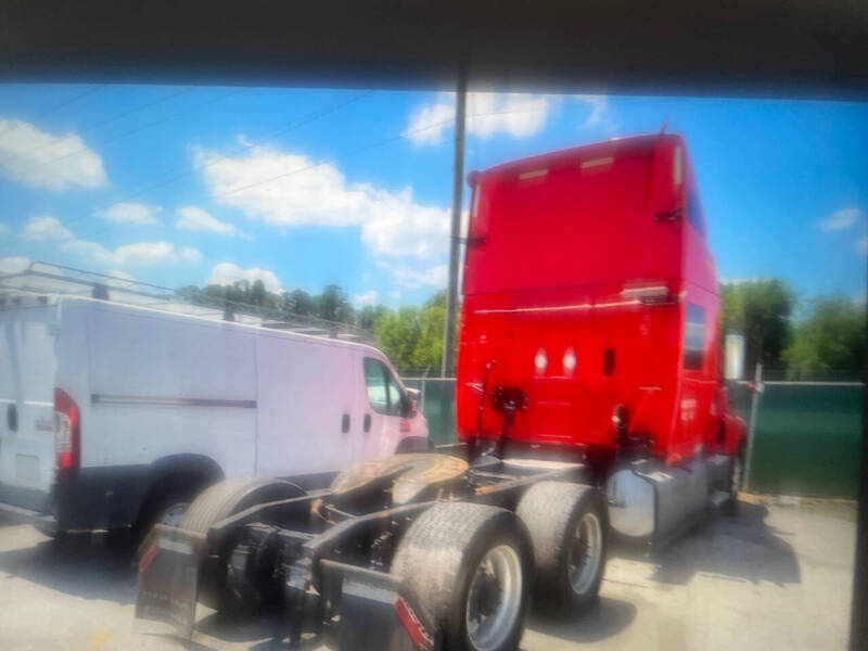 2018 International LT625