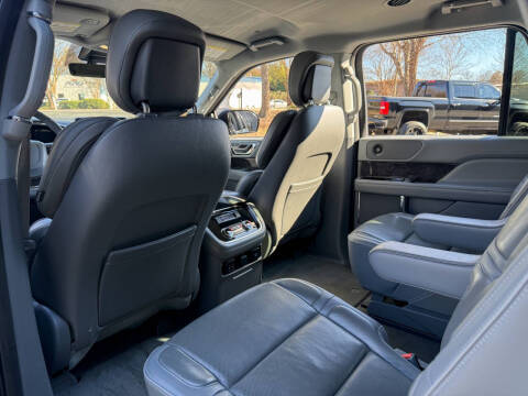 2018 Lincoln Navigator Select