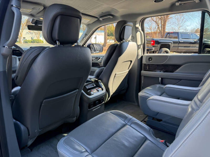 2018 Lincoln Navigator Select