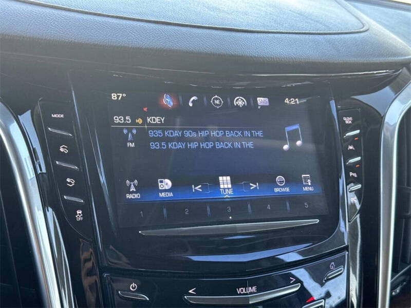 2020 Cadillac Escalade Luxury