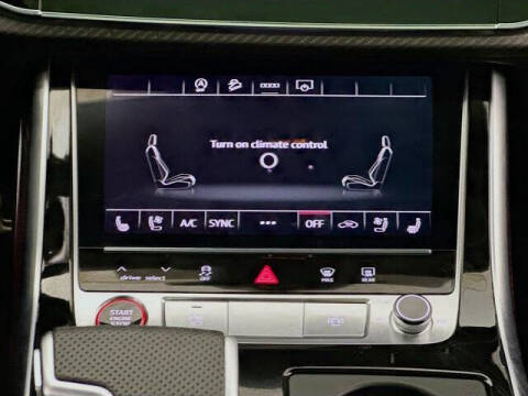 2025 Audi SQ7 4.0T quattro Premium Plus