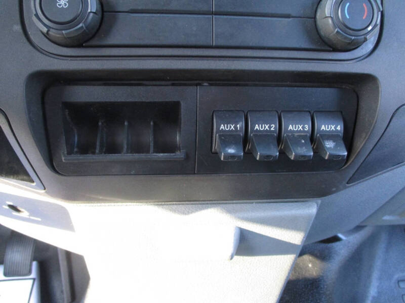 2013 Ford F-350 Super Duty XL