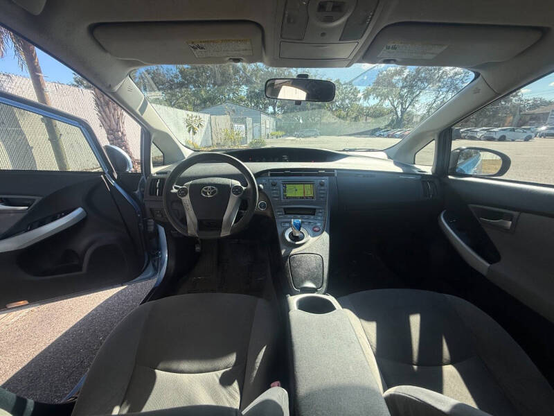 2012 Toyota Prius Plug-in Hybrid