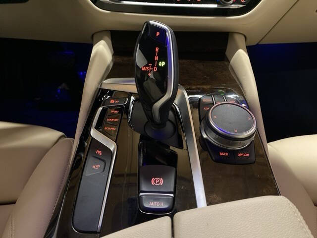 2020 BMW 5 Series 530i