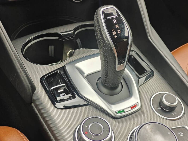 2021 Alfa Romeo Giulia Ti Sport