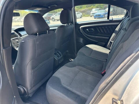 2019 Ford Taurus SEL