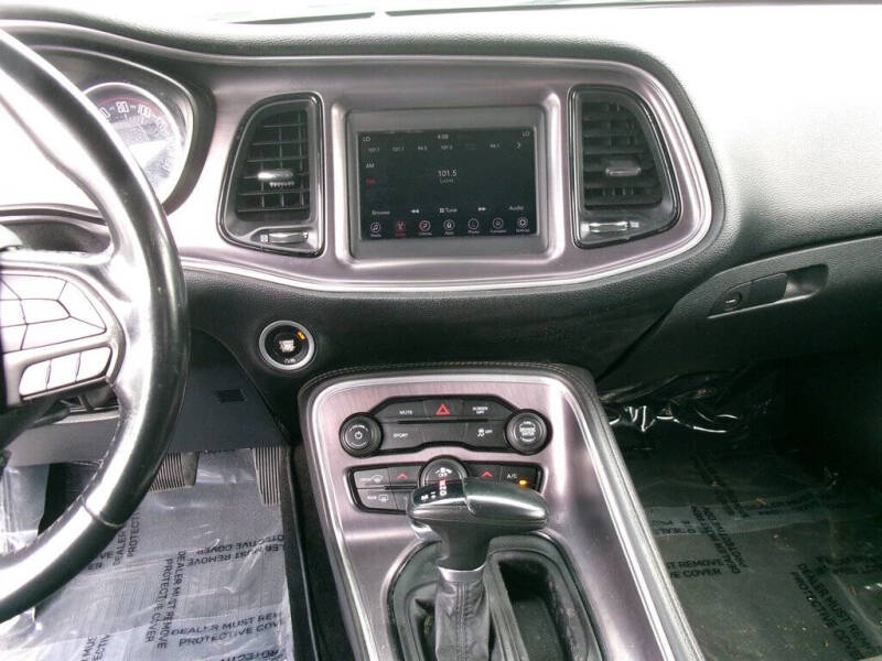 2018 Dodge Challenger SXT