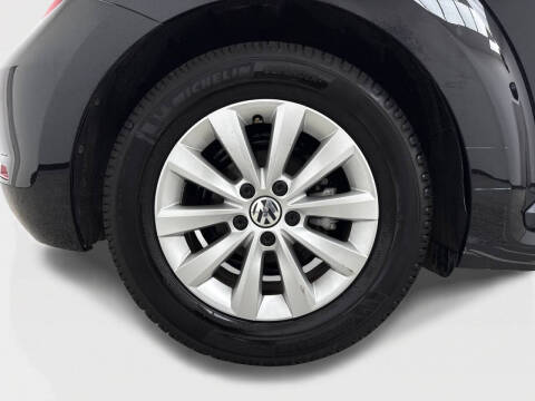 2018 Volkswagen Beetle 2.0T S