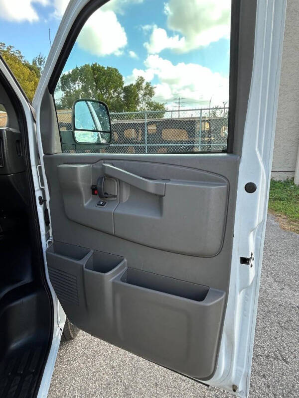 2020 Chevrolet Express 2500