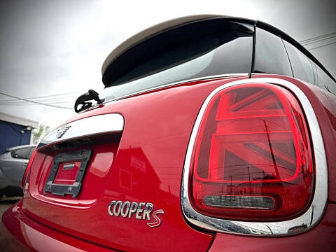 2019 MINI Hardtop 2 Door Cooper S