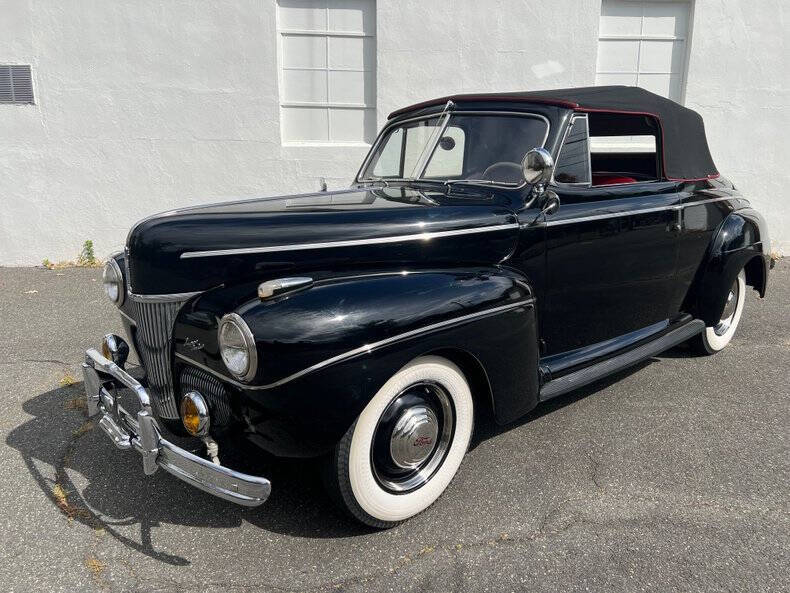 1941 Ford Super Deluxe