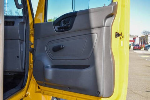 2020 International MV607