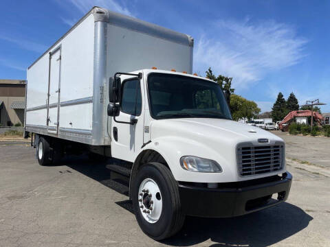 2019 Freightliner M2 106
