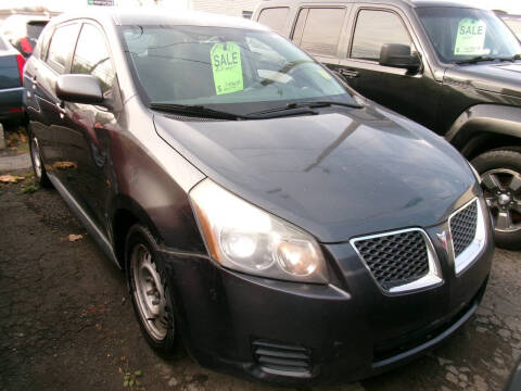 2009 Pontiac Vibe for sale at Aspen Auto Sales in Wayne MI