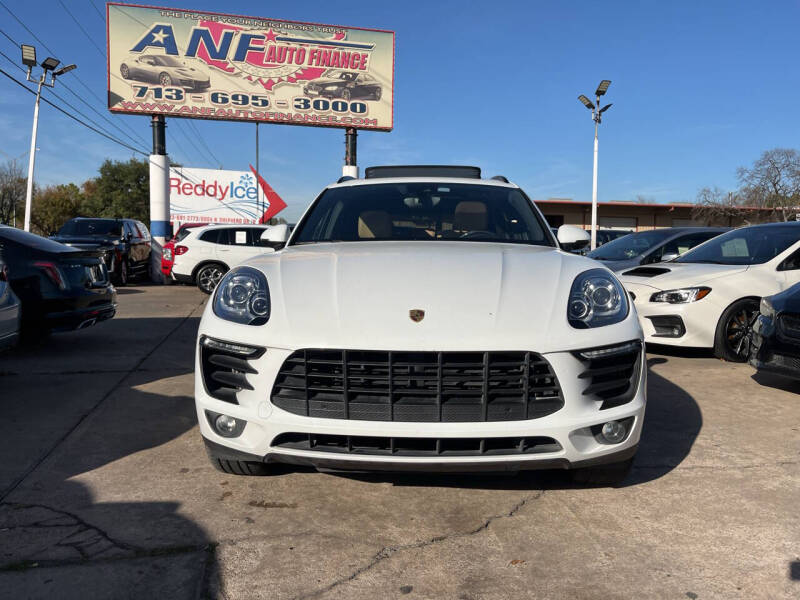 2018 Porsche Macan S