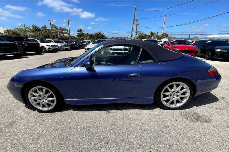 2000 Porsche 911 Carrera