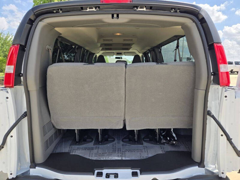 2026 Chevrolet Express LS 3500