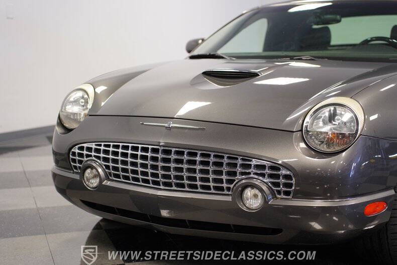 2003 Ford Thunderbird