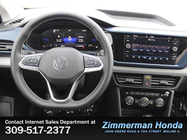 2024 Volkswagen Taos SE 4Motion