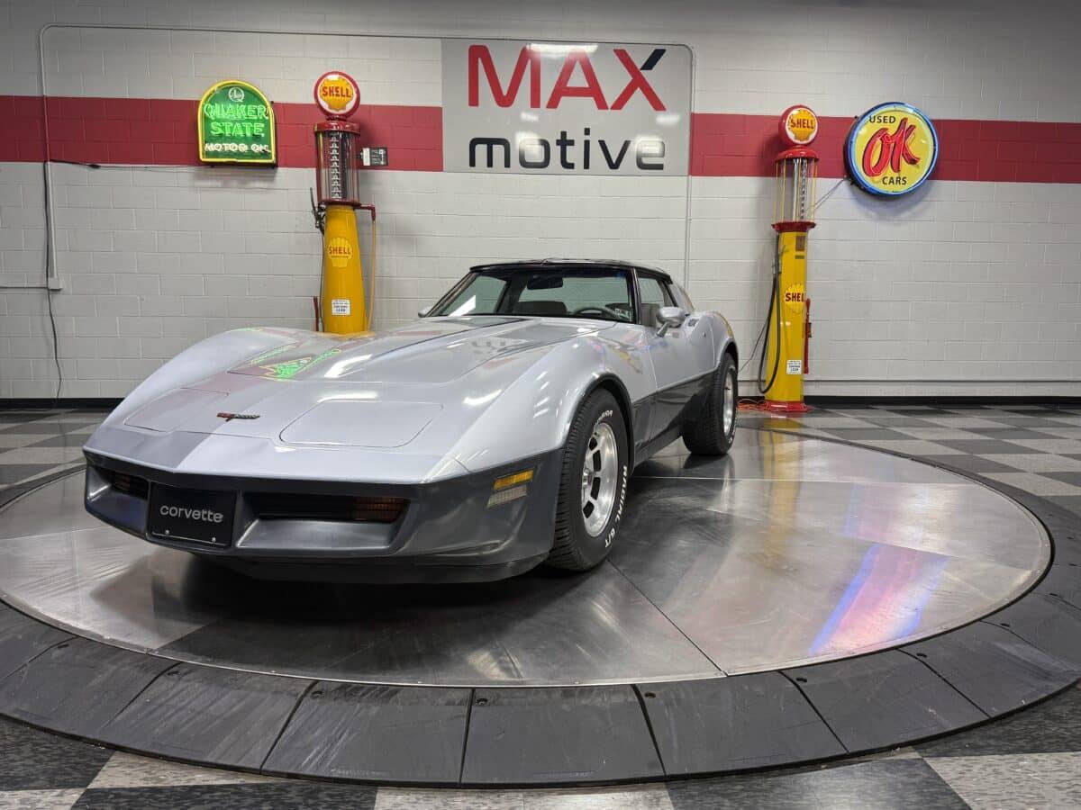 1981 Chevrolet Corvette 13