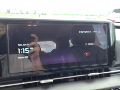 2024 Kia Carnival EX