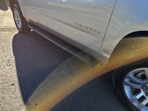 2017 Chevrolet Suburban LT