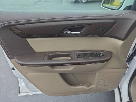 2016 GMC Acadia Denali