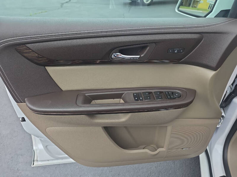 2016 GMC Acadia Denali