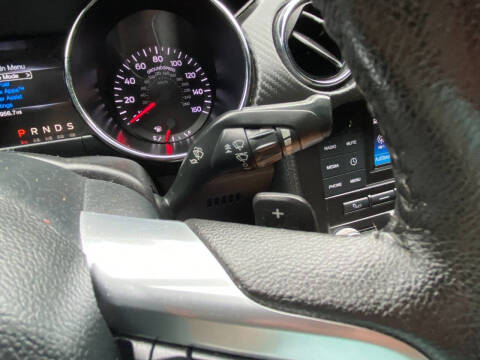 2015 Ford Mustang V6