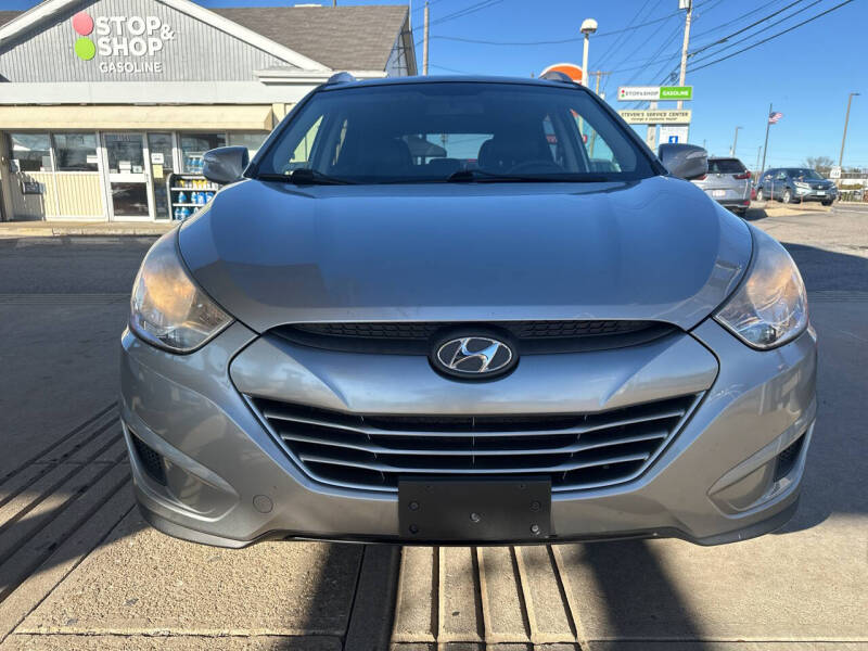 2012 Hyundai Tucson for sale at Steven's Car Sales in Seekonk MA