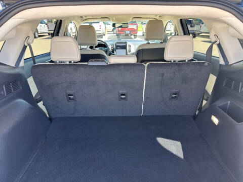 2024 Ford Edge Titanium