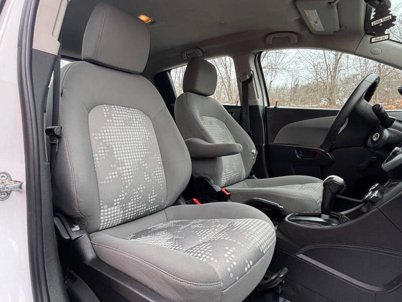 2018 Chevrolet Sonic LT Auto Fleet