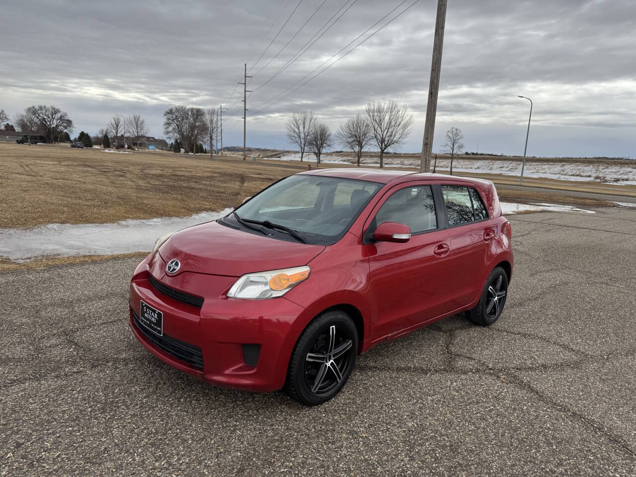 Red 2009 Scion xD Base Base 4dr Hatchback 4A 1