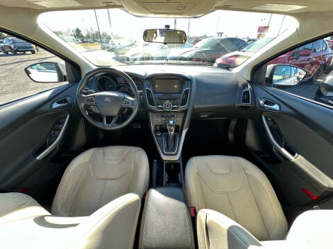 2017 Ford Focus Titanium