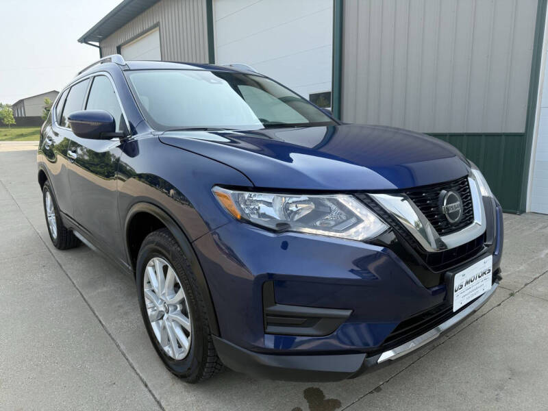 Used 2019 Nissan Rogue SV with VIN KNMAT2MV7KP534166 for sale in Des Moines, IA