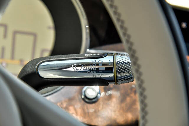 2024 Bentley Continental