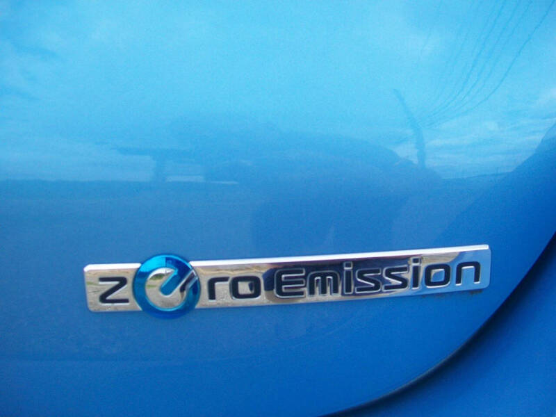 2013 Nissan LEAF S