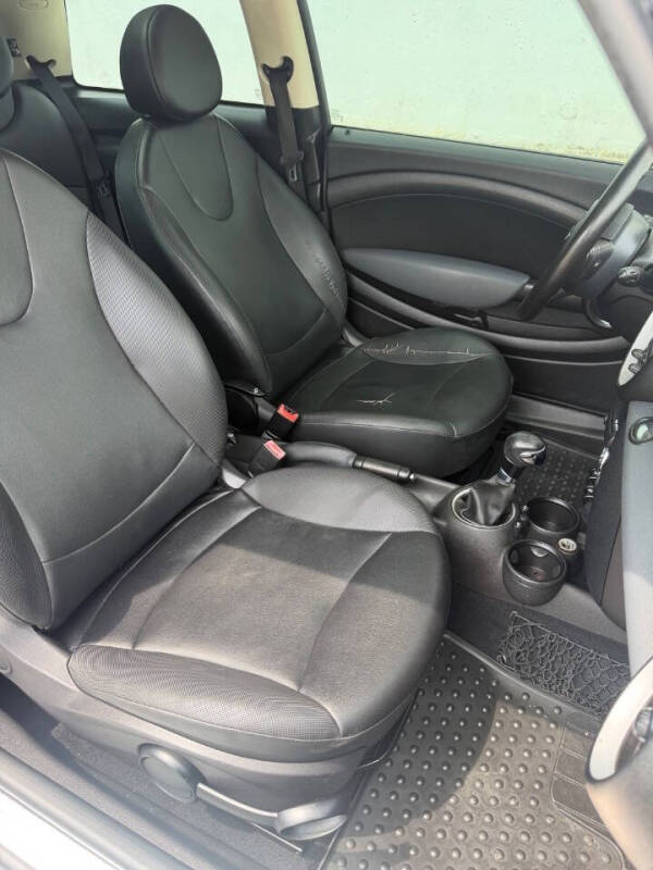 2011 MINI Cooper