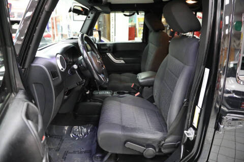 2012 Jeep Wrangler Unlimited Sahara