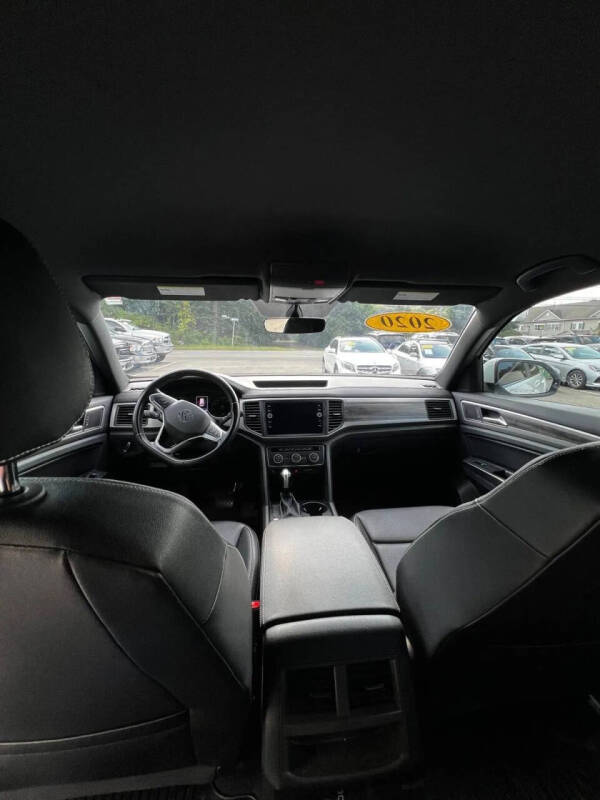 2020 Volkswagen Atlas Cross Sport SE 4Motion