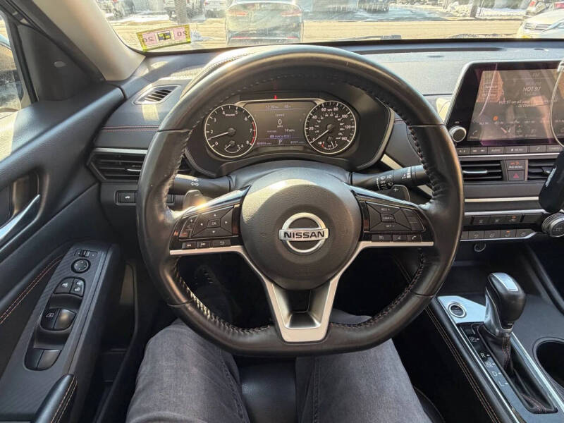 2019 Nissan Altima 2.5 SR