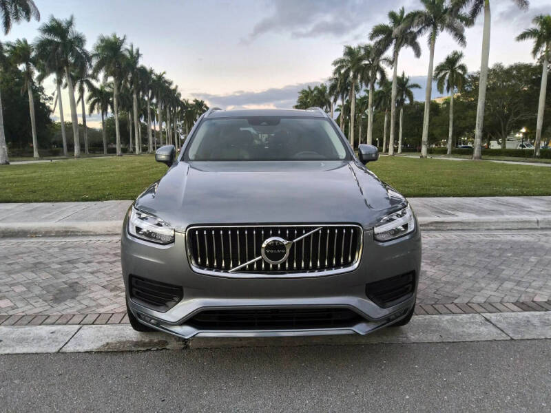 2020 Volvo XC90 T5 Momentum
