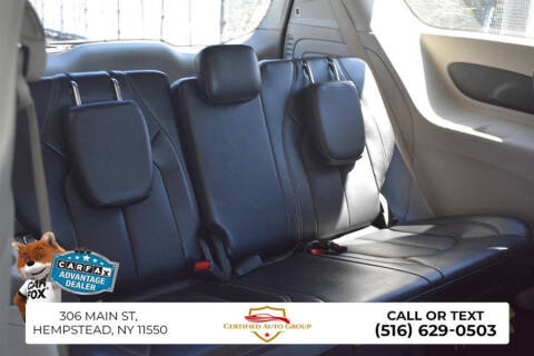 2024 Chrysler Pacifica Plug-In Hybrid Select