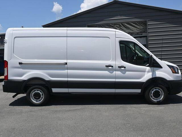 2025 Ford Transit 250