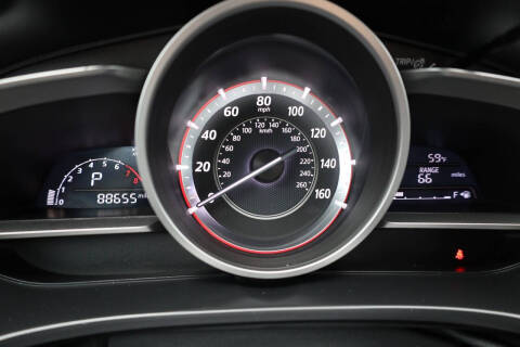 2016 Mazda MAZDA3 i Grand Touring