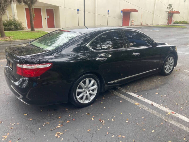 2007 Lexus LS Base photo 4