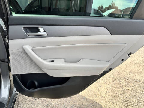 2017 Hyundai Sonata Hybrid SE